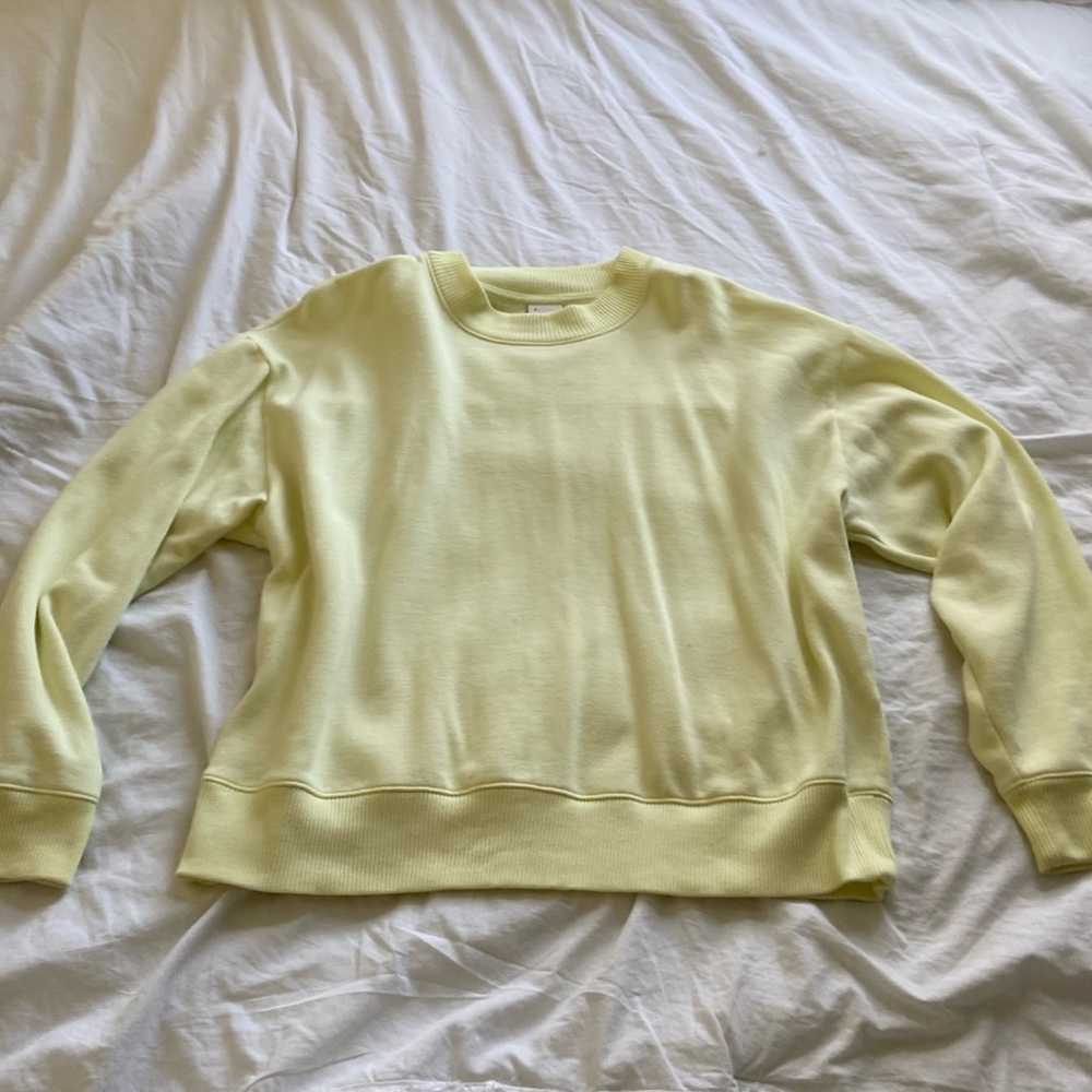 Women’s Light Yellow Crewneck